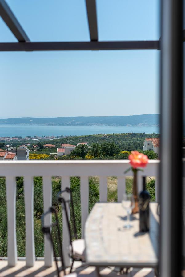 Apartments Dobrila Kaštel Novi Exteriér fotografie